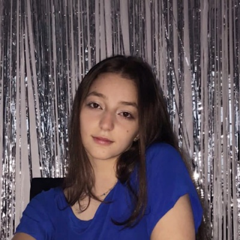 Meet your Posher, Luana